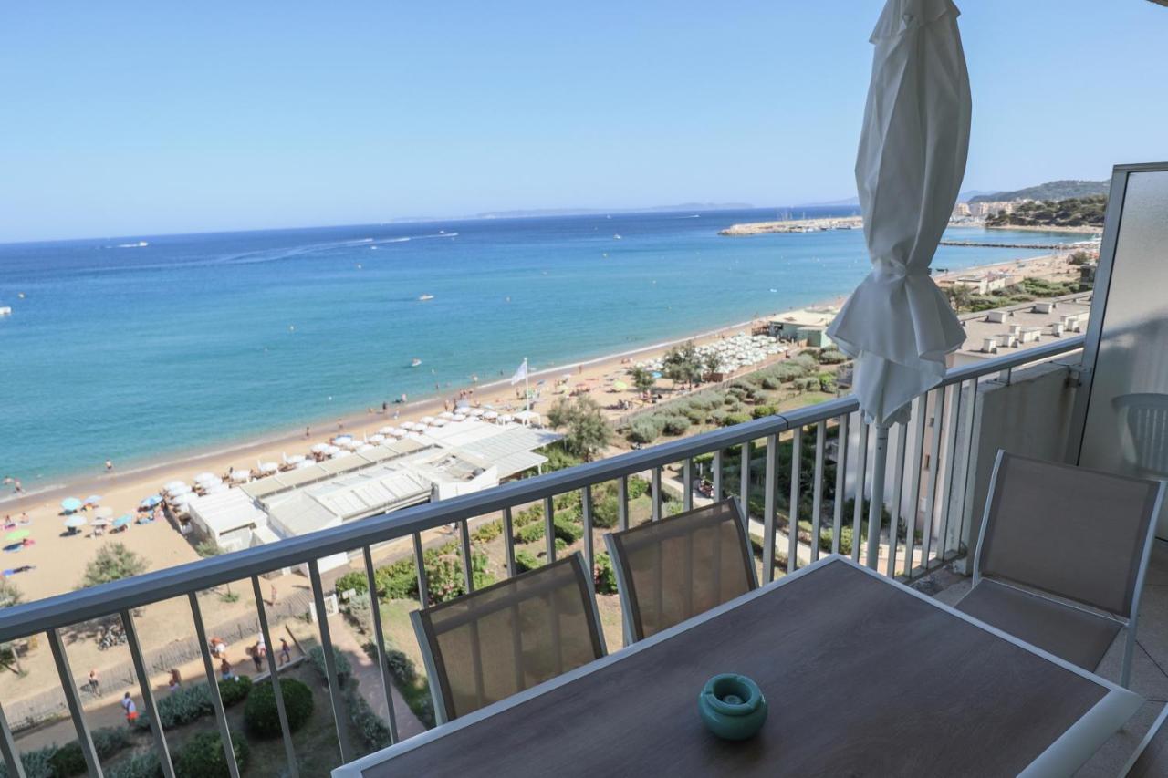 Bord De Plage - Studio En Front De Mer Le Lavandou Zewnętrze zdjęcie
