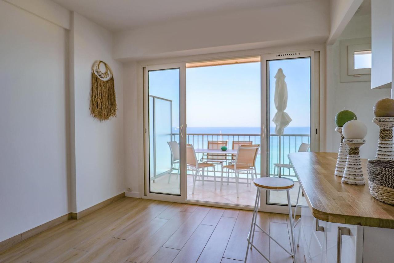 Bord De Plage - Studio En Front De Mer Le Lavandou Zewnętrze zdjęcie