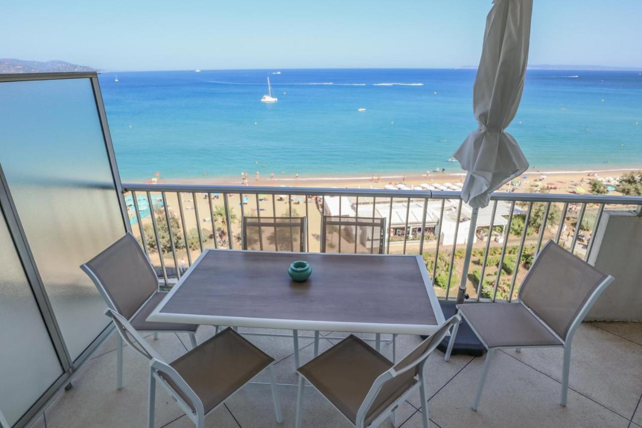Bord De Plage - Studio En Front De Mer Le Lavandou Zewnętrze zdjęcie