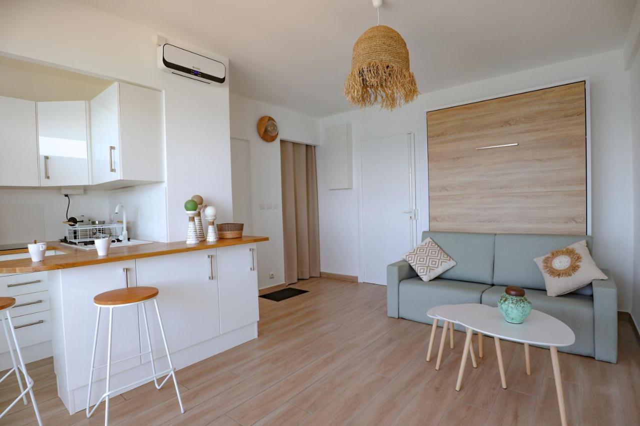 Bord De Plage - Studio En Front De Mer Le Lavandou Zewnętrze zdjęcie